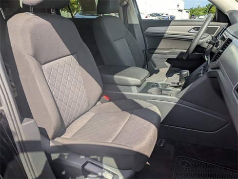 Used 2018 Volkswagen Atlas Launch Edition image 19