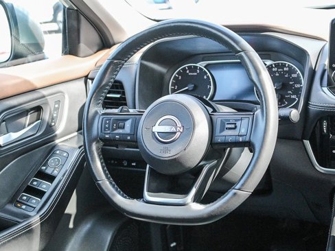 Used 2023 Nissan Rogue SL image 16