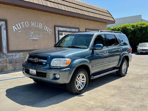 Used 2005 Toyota Sequoia SR5 image 1