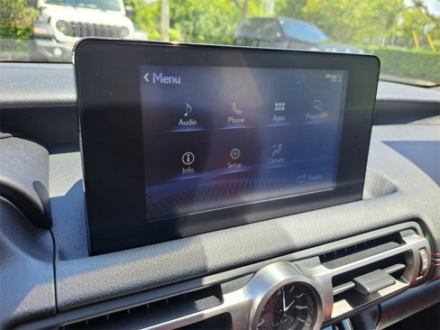 Used 2022 Lexus IS 300 image 21