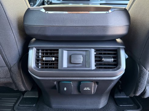 Used 2024 Ford F150 XLT image 31