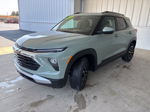 New 2026 Chevrolet TrailBlazer LT w/ Convenience Package image 3