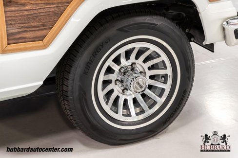 Used 1991 Jeep Grand Wagoneer image 36