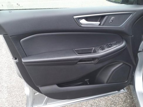 Used 2024 Ford Edge SE image 24