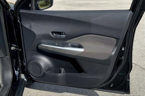 Used 2019 Nissan Kicks SV w/ Exterior Package image 25