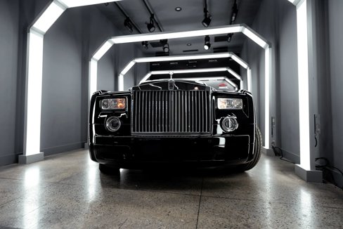 Used 2007 Rolls-Royce Phantom Sedan image 3