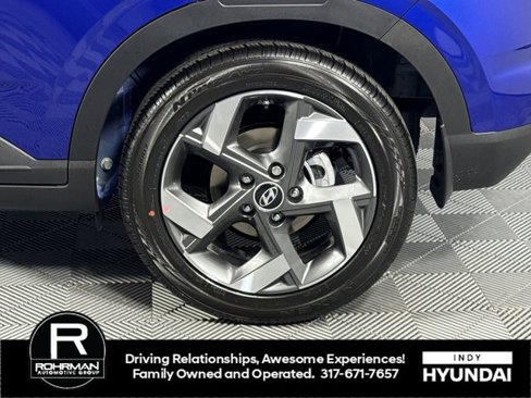 New 2025 Hyundai Venue SEL image 8