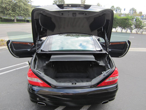 Used 2007 Mercedes-Benz SL 550 w/ AMG Sport Pkg image 10