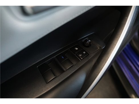Used 2020 Toyota Corolla SE image 16