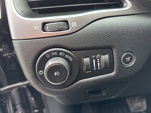 Used 2022 Jeep Cherokee Latitude Lux image 23