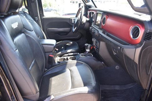 Used 2017 Volkswagen Tiguan S image 20