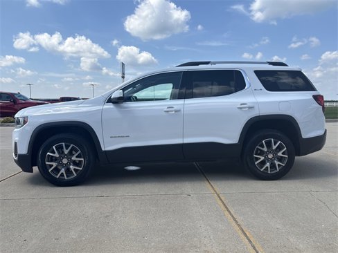 Used 2023 GMC Acadia SLE w/ Driver Convenience Package image 5