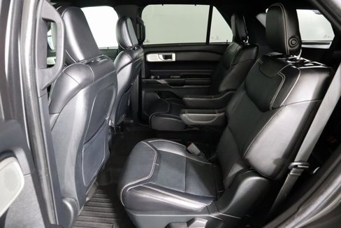 Used 2020 Ford Explorer ST w/ Premium Technology Package image 18