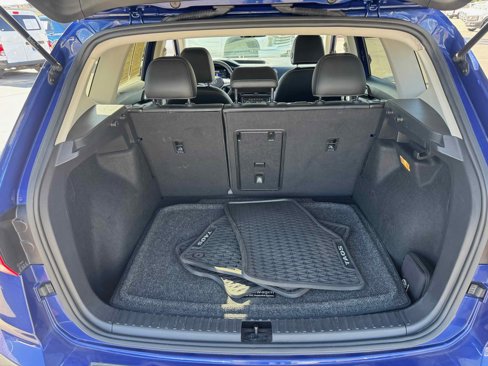 Used 2022 Volkswagen Taos SE image 31