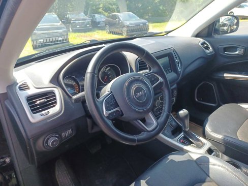Used 2021 Jeep Compass Latitude w/ Sun and Sound Group image 8