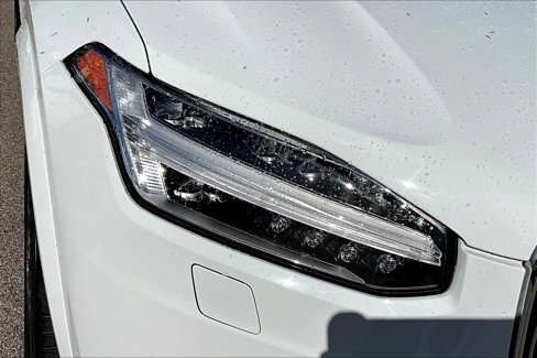 Used 2021 Volvo XC90 T5 Momentum w/ Advanced Package image 25