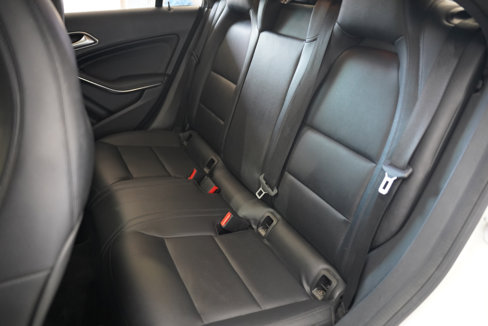 Used 2014 Mercedes-Benz CLA 250 image 37