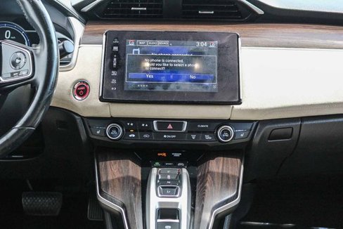 Used 2018 Honda Clarity Touring image 16