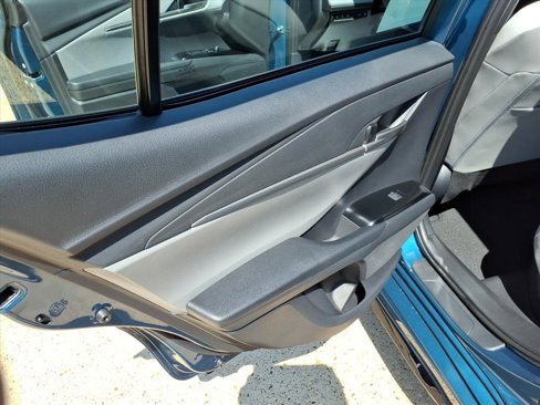 New 2025 Toyota Camry SE image 14