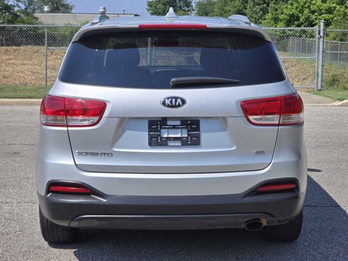 Used 2016 Kia Sorento LX image 21