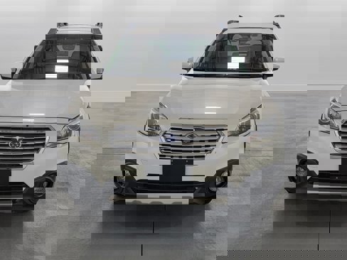 Used 2017 Subaru Outback 2.5i Limited image 3