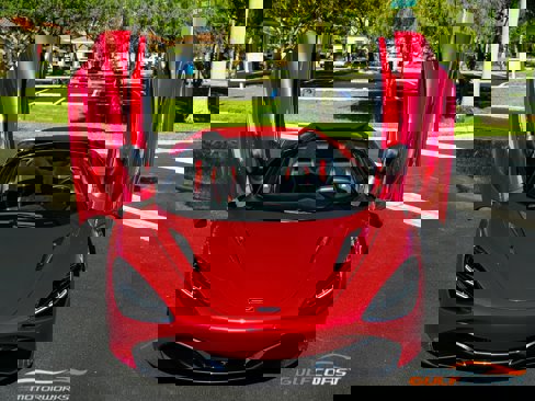 Used 2022 McLaren 720S Performance image 4