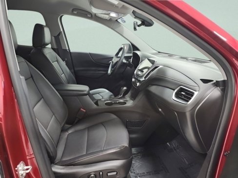 Used 2018 Chevrolet Equinox Premier image 11