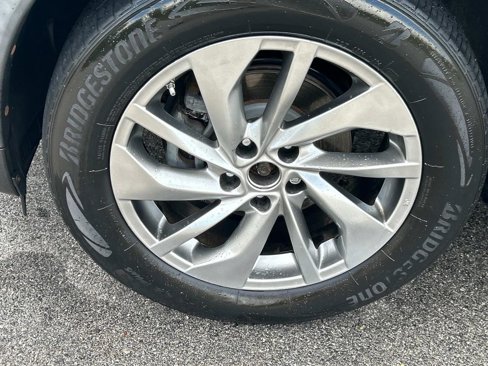 Used 2015 Nissan Rogue SL w/ SL Premium Package image 9