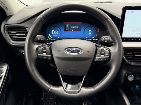 Used 2023 Ford Escape Platinum image 16