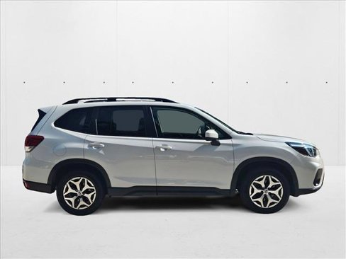 Used 2021 Subaru Forester Premium w/ Popular Package #1 image 4