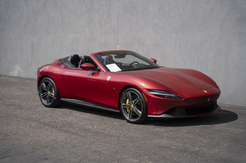 Used 2024 Ferrari Roma Spider image 8