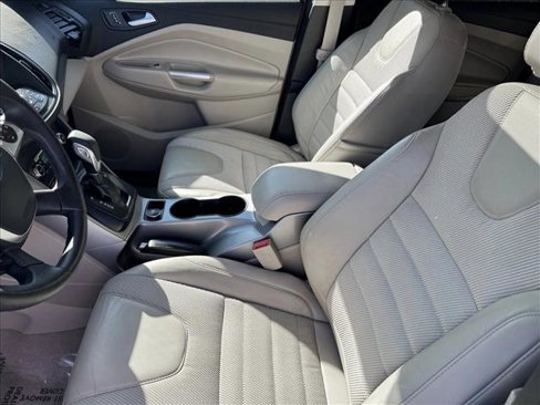 Used 2016 Ford Escape SE w/ SE Chrome Package image 10
