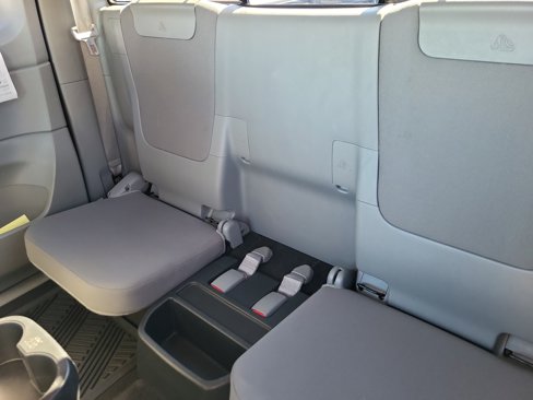 Used 2012 Toyota Tacoma 4x4 Access Cab V6 image 9