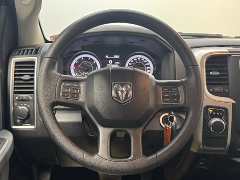 Used 2016 RAM 1500 Classic SLT image 8