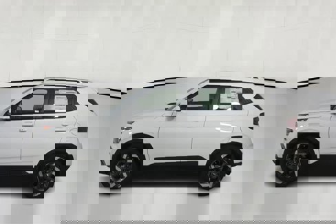 New 2025 Hyundai Venue SEL image 4