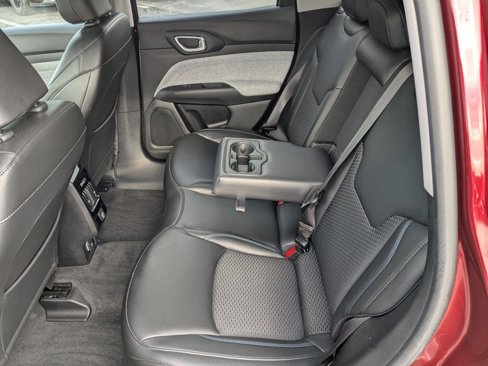 Used 2022 Jeep Compass Latitude image 20