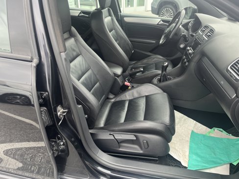 Used 2012 Volkswagen GTI 4-Door image 36
