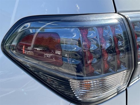 Used 2017 INFINITI QX80 Limited image 10