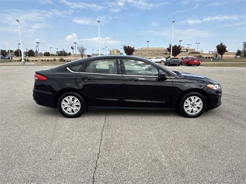Used 2020 Ford Fusion S image 14