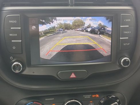 Used 2023 Kia Soul LX image 18