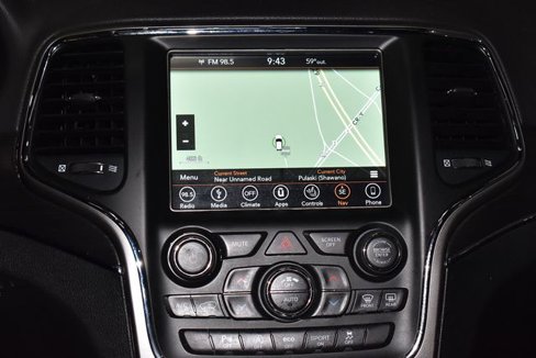 Used 2018 Jeep Grand Cherokee Limited image 8