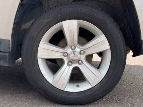 Used 2011 Jeep Compass 2WD image 11