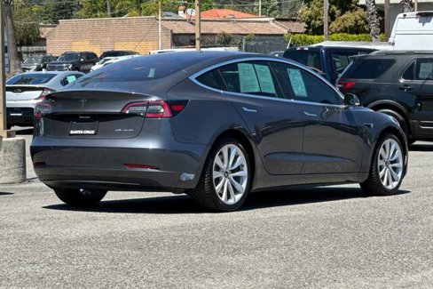 Used 2019 Tesla Model 3 Long Range image 4
