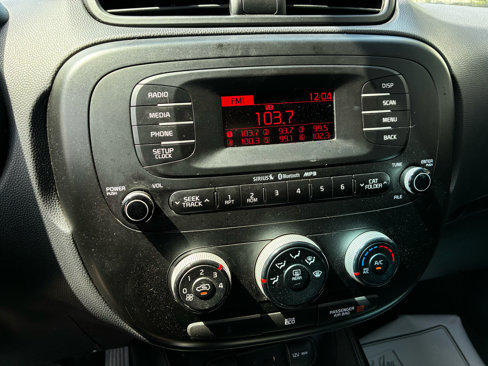 Used 2014 Kia Soul image 16