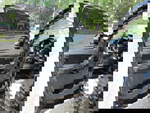 Certified 2022 Ford Expedition XLT image 10
