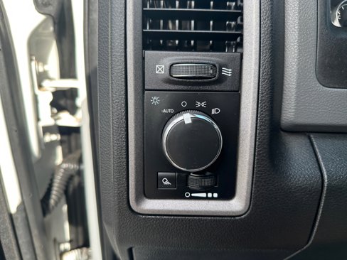 Used 2016 RAM 1500 Tradesman w/ Power & Remote Entry Group image 29