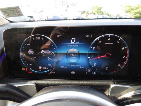 Certified 2022 Mercedes-Benz GLB 250 4MATIC image 12