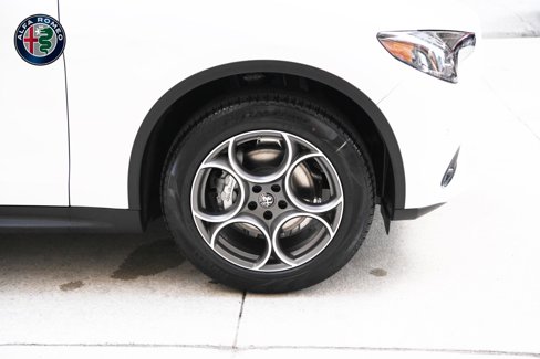 New 2025 Alfa Romeo Stelvio Sprint w/ Convenience Package image 25