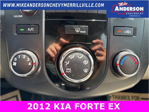 Used 2012 Kia Forte EX image 22