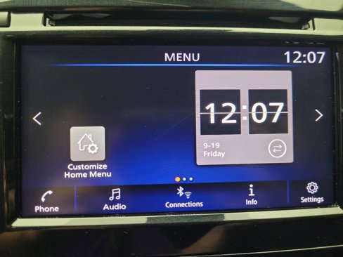 Used 2019 Nissan Rogue SV image 25